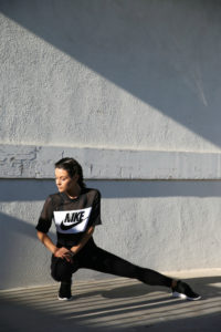 nike cropped mesh tee