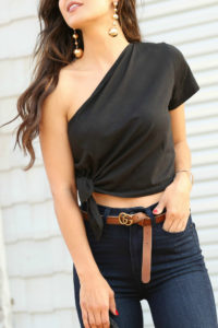 one shoulder top Gucci belt