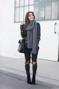 Fall Style Cable knit scarf steve madden boots