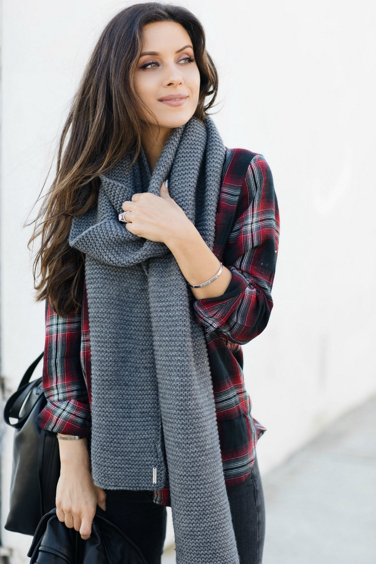 fall style cable knit scarf 