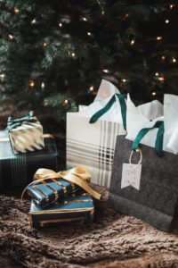 mens holiday gift guide for him