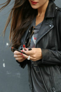 mac red lipstick