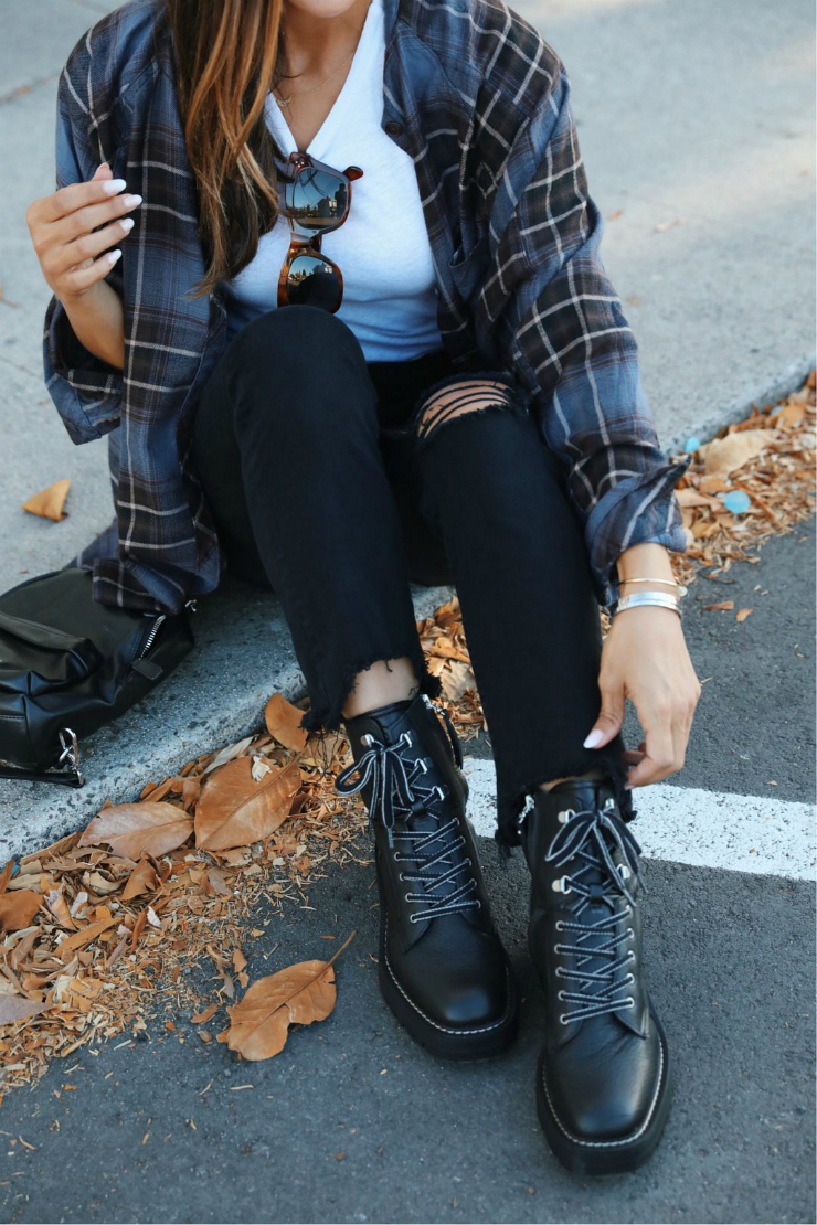 hiking boot outfits