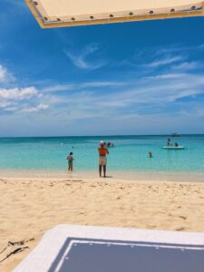 CAYMAN TRAVEL GUIDE